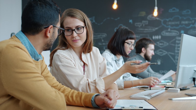Negociaci&oacute;n interna: qu&eacute; es, tipos y c&oacute;mo negociar sin autoridad formal